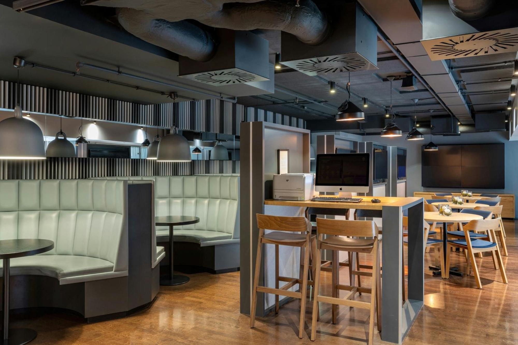 Courtyard By Marriott Brussels Eu — Photos 2